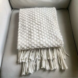Anthropologie Chunky Woven Cream and Gray Fringed Scarf